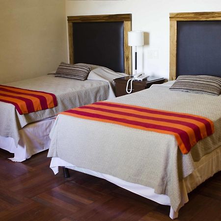 Terrazas Del Sol Apart-Hotel Lambare エクステリア 写真