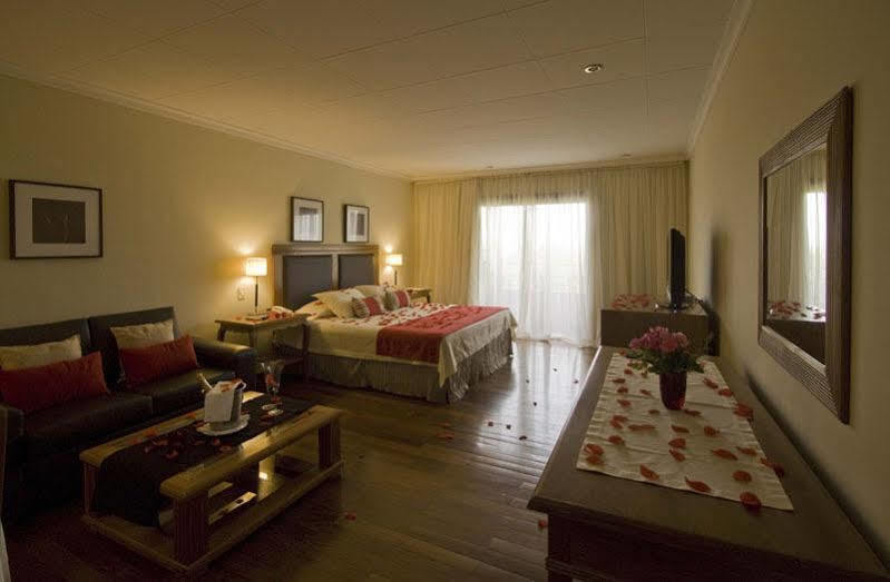 Terrazas Del Sol Apart-Hotel Lambare エクステリア 写真